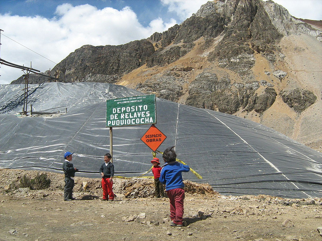 Niños expuestos a la contaminación minera en Perú. Crédito: MIlagros Salazar/IPS