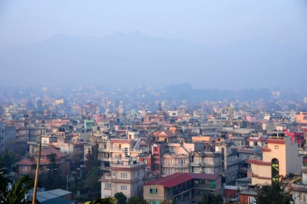 Los expertos han dicho durante años que Katmandú es una ciudad de muy alto riesgo en el caso de actividad sísmica, pero el terremoto del 25 de abril tomó a Nepal por sorpresa. Crédito: Amantha Perera/IPS