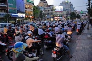 De seguir la actual tendencia a la urbanización, podrían haber 500 millones más de personas en las ciudades de Asia Pacífico para 2020. Crédito: Padmanaba01/CC-BY-2.0