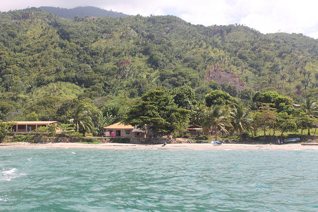 Una pequeña comunidad de pescadores del litoral atlántico de Honduras llamada Plan Grande se ha convertido en un referente en el manejo de la energía renovable, al desarrollar sus propios protocolos de consumo y de conservación del bosque.