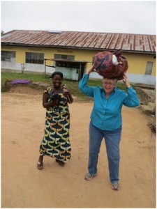 Lucy Hobgood-Brown, cofundadora de HandUp Congo, una organización dedicada al trabajo con mujeres en República Democrática del Congo.