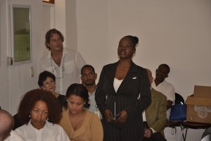 Marie Jeannide Moisse, comunicadora y educadora ambiental que labora en la Dirección de Cambio Climático del Ministerio de Medio Ambiente de Haití, durante un taller en Santo Domingo, República Dominicana, sobre el papel de los medios en informar y concienciar sobre el recalentamiento planetario. Crédito: Ivet González/IPS