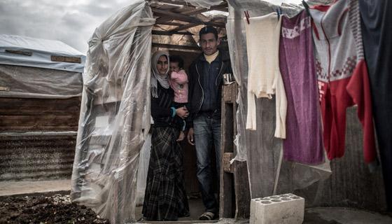 Las tiendas de campaña no son una solución de largo plazo para alojar a los refugiados, son caras y duran de seis a 12 meses. Crédito: Oxfam Internacional.