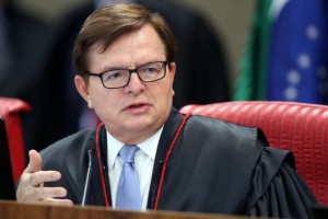 Herman Benjamin, otro magistrado clave como relator en el juicio en el Tribunal Superior Electoral contra la fórmula Dilma Rousseff-Michel Temer, por abuso del poder económico en la campaña electoral de 2014. Crédito: Roberto Jayme/Ascom/TSE