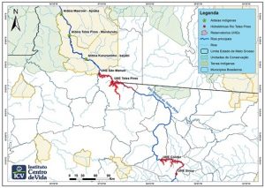 Mapa del río Teles Pires, generador de hidroelectricidad en Mato Grosso, en el suroccidente de la Amazonia brasileña. En rojo, la ubicación de las centrales hidroeléctricas que han perjudicado la forma de vida de indígenas y comunidades ribereñas de pescadores. Crédito: Cortesía de Instituto Ciencia e Vida