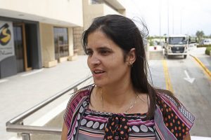 Nathaly Suárez, directora de Administración de Obras de La Zona Especial de Desarrollo de Mariel, en el occidente de Cuba. Crédito: Jorge Luis Baños/IPS