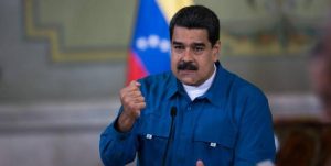 El presidente Nicolás Maduro el lunes 26 de febrero, durante un acto con el buró del Partido Comunista de Venezuela, uno de sus aliados en la anticipada contienda electoral, en que la alianza opositora ha anunciado que no participará, salvo que varíen las condiciones. Crédito: AVN