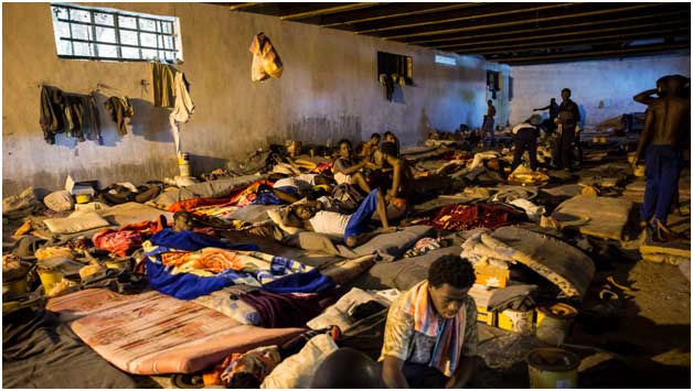 El desolador estado de un centro de detención de migrantes en el norte de Libia. Crédito: ONU