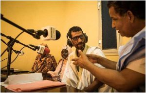 La iniciativa de un programa de radio para erradicar el matrimonio precoz en Mauritania intenta generar consciencia sobre sus perjuicios, desde el abandono escolar hasta los elevados riesgos para la salud materna de las niñas afectadas