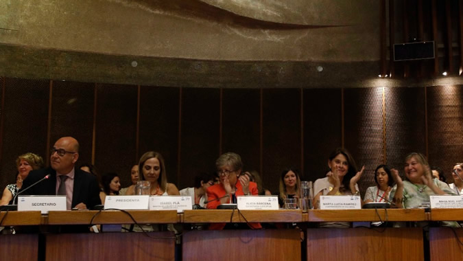 El Compromiso aprobado en el marco de la Conferencia sobre la Mujer en América Latina representa un gran paso en la agenda regional de género, con acuerdos que impulsarían cambios para las mujeres de la región