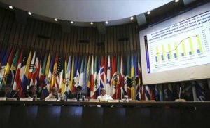 Alicia Bárcena y otros funcionarios examinan la situación económica y social en América Latina y el Caribe y los principales canales externos de impacto que tendrá el covid19 para la región
