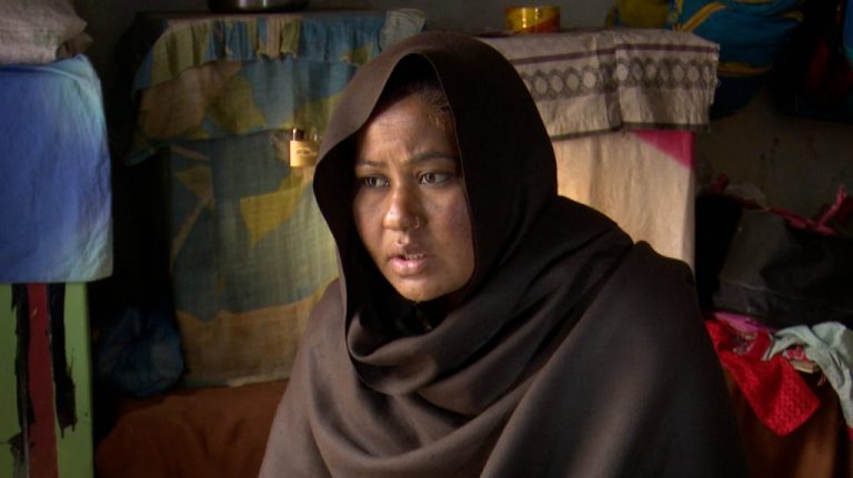 La paquistaní Rani Tanveer estuvo 19 años en prisión por al ser condenada por error de haber matado a su marido, con quien la casaron siendo una niña. Ahora, pide una compensación al Estado, en una demanda pionera en Pakistán. Foto: Cortesía de la BBC