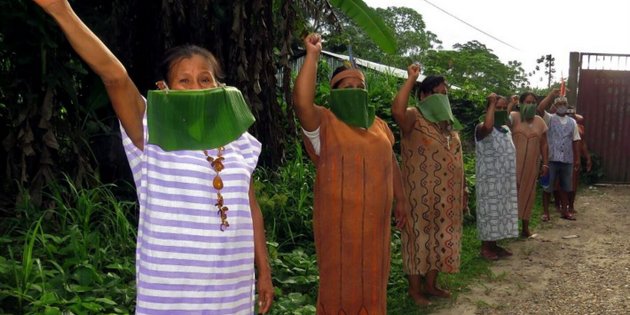 La defensa contra la nueva pandemia es una necesidad destacada para los 500 pueblos indígenas que habitan en la Amazonia, por la debilidad inmunológica y la dificultad para acceder a servicios de salud que confrontan muchos de ellos. Foto: Coica-OPS