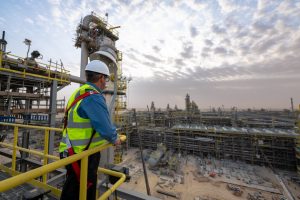 Arabia Saudita, principal productor de la OPEP, concluye su planta de gas en la región de Fadhili, con la que espera duplicar su oferta de ese combustible, mientras el conjunto de productores de petróleo mira hacia el cada vez mayor mercado asiático. Foto: Aramco