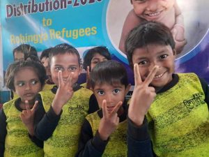 Niños en una de las aulas donde estudian mientras sus madres trabajan. Foto: Fundación Bidyanondo