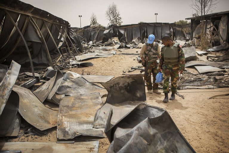 La investigación de Amnistía Internacional reveló que 18 personas murieron y decenas resultaron heridas por fuerzas de seguridad y militares, durante las protestas y el golpe de Estado en Malí en 2020. Foto: Sylvain Liechti / ONU