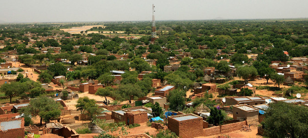 Vista de Al Geneina, la capital de Darfur Occidental, Sudán, donde los enfrentamientos interétnicos causaron al menos 87 muertos, decenas de heridos y miles de desplazados en los primeros días de abril. Foto: HAmid Abdulsalam/Unamid