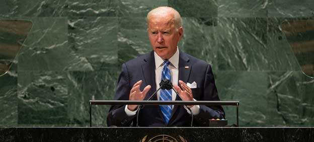 El Presidente de Estados Unidos, Joseph R. Biden, se dirige a la Asamblea General de la ONU, en el marco del 76 período de sesiones del año pasado. En su discurso inaugural de la reunión anual de líderes mundiales, Biden abogó por una nueva era de unidad mundial contra las crisis agravadas de la covid-19, el cambio climático y la inseguridad. Crédito: UN Photo/Cia Pak