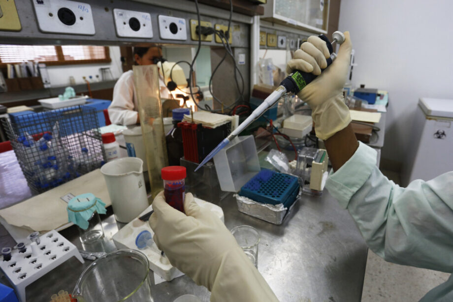 La exportación de servicios médicos constituye la mayor fuente de divisas en Cuba, además de una fuente de prestigio internacional, pese a las medidas de Estados Unidos para frenar ese intercambio.